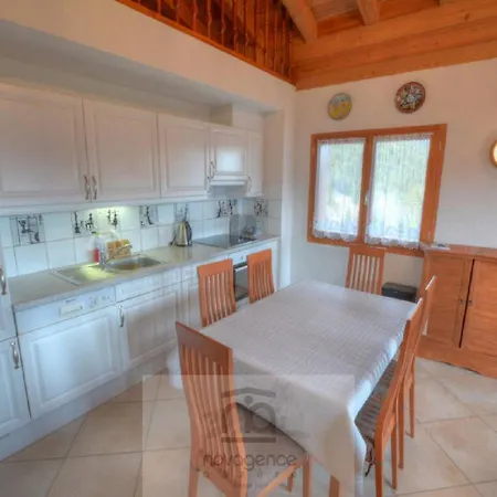 Appartement Chateau Rocailles 16 A Avec Vue Sur Les Alpes *